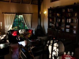 Safari Club Sa Hotel Kempton Park Ngoại thất bức ảnh
