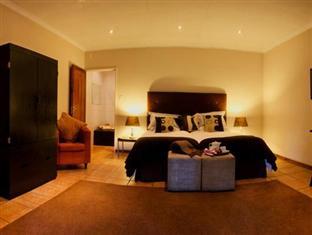 Safari Club Sa Hotel Kempton Park Ngoại thất bức ảnh