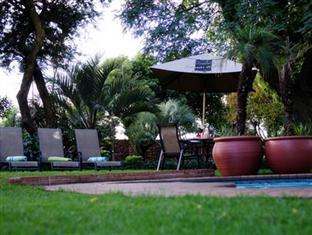 Safari Club Sa Hotel Kempton Park Ngoại thất bức ảnh